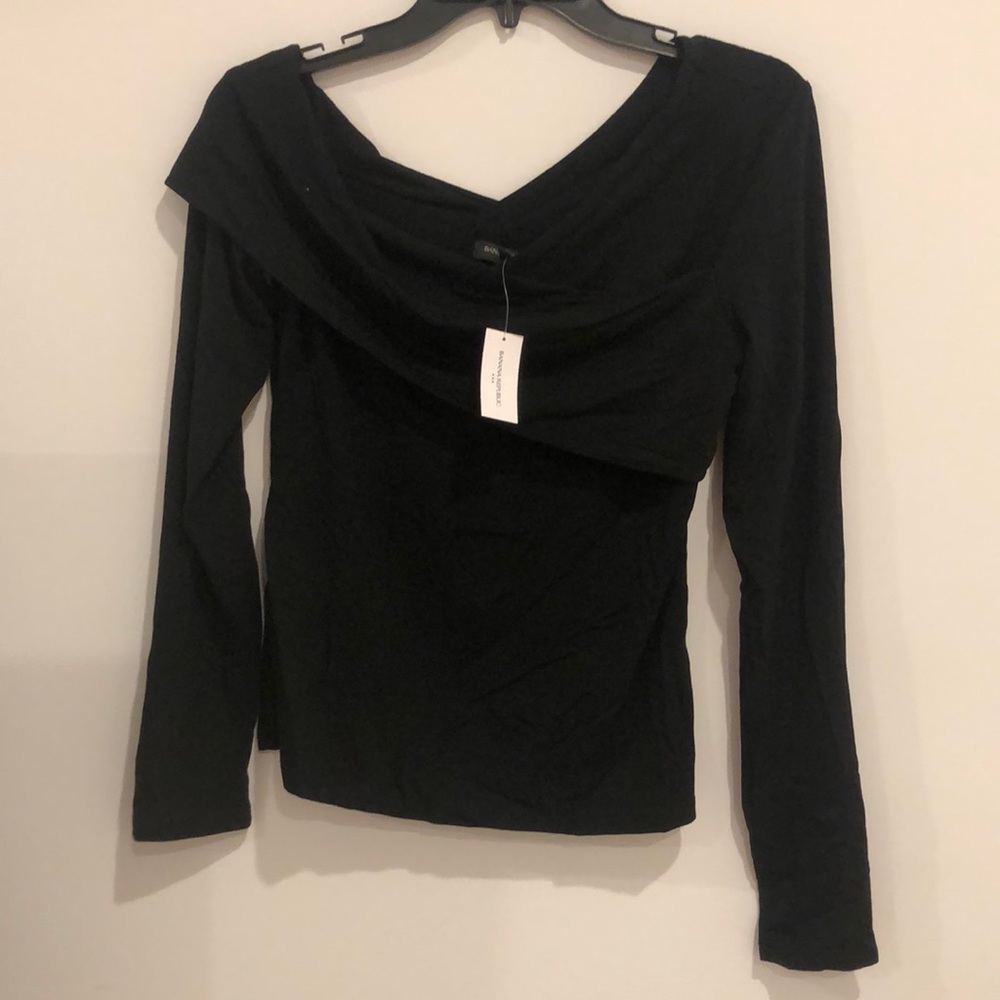 BANANA REPUBLIC BLOUSE S. BRAND NEW.